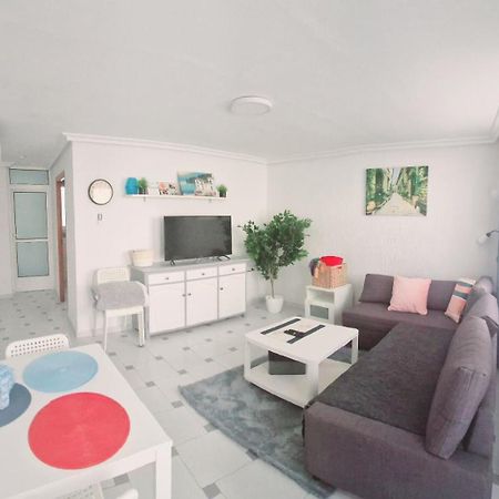 Apartamento- Playa Del Cura Torrevieja Bagian luar foto